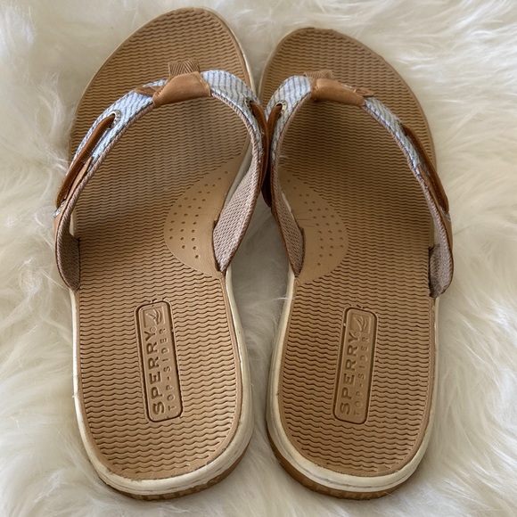 Sperry Flip Flops - Picture 6 of 7